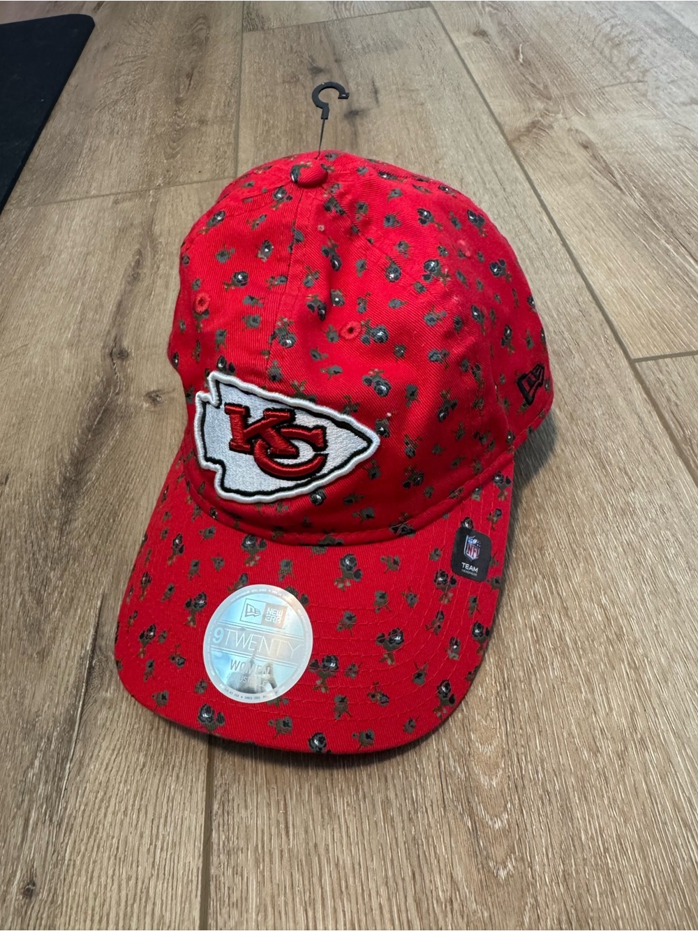 Women's New Era Red Kansas City Chiefs Floral 9TWENTY Adjustable Hat NWT